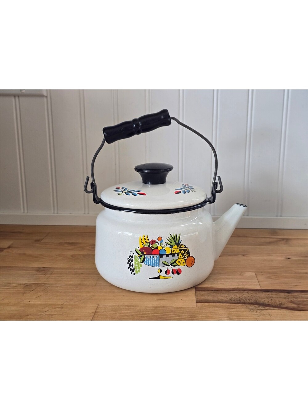 Vtg Berggren Enamelware Swedish Teapot Fruit Basket Design Cottagecore
